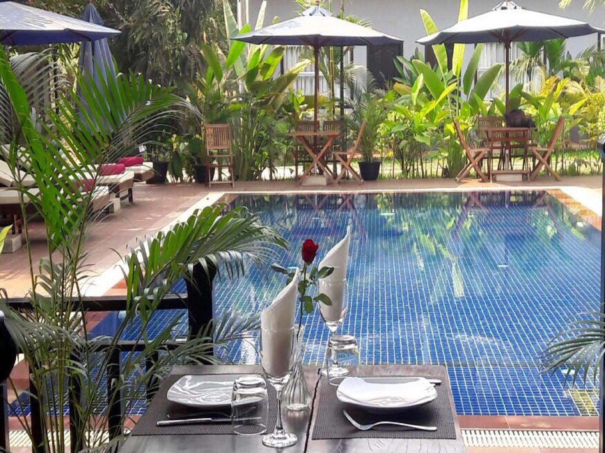 Reveal Angkor Hotel Сием Реап Екстериор снимка