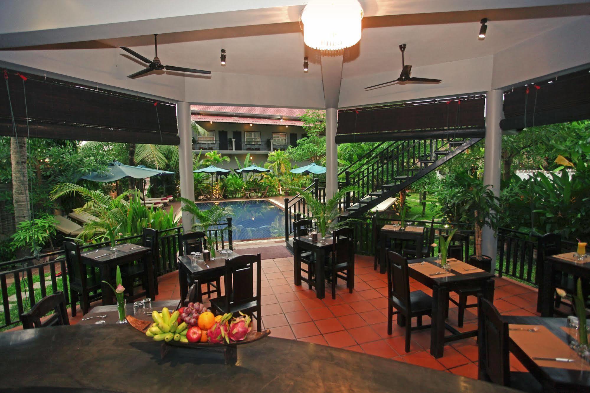 Reveal Angkor Hotel Сием Реап Екстериор снимка